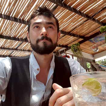 Hasan Ali <br> <b> Wing Chun / Self Defence Eğitmeni </b> <br> Uzakdoğu Sporları